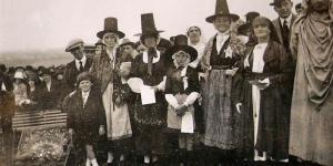 Traditional Welsh costume