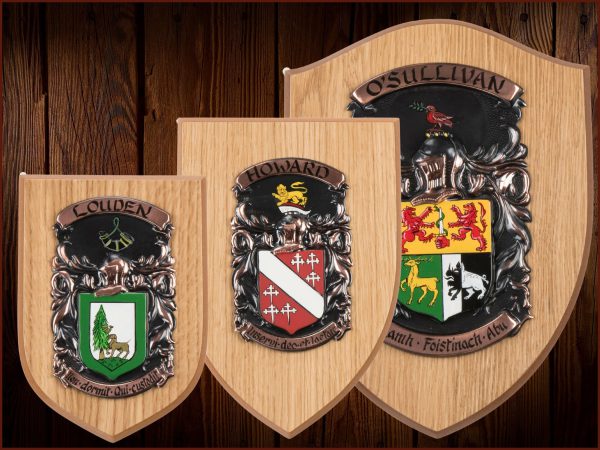 Coat of Arms / Family Crest Personalised Shield - Hardwood, Bespoke Gift